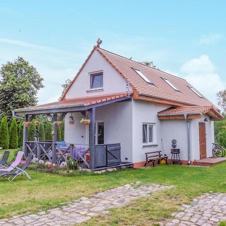 Nice Home In Nowe Warpno With Kitchen Экстерьер фото